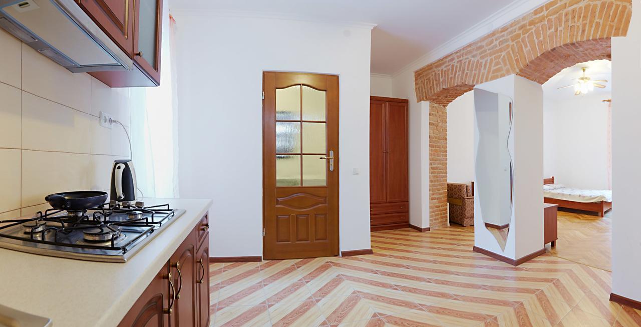 Apartment On Staroyevreiska,5 リヴィウ エクステリア 写真